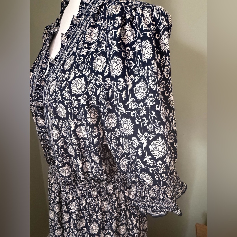 LIKE NEW•Max Studio•Floral Short Sleeve Tiered Ruffle Maxi Dress |Navy/Cream |XL - Picture 6 of 7